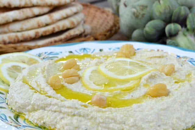 lemony artichoke hummus