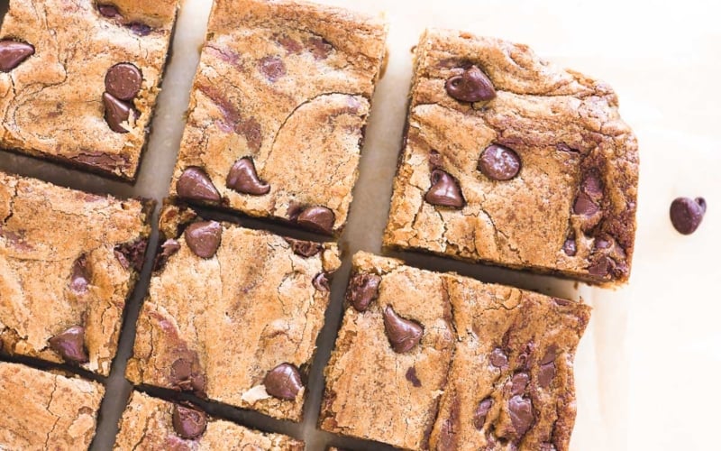 peanut butter chocolate chip blondies, sliced.