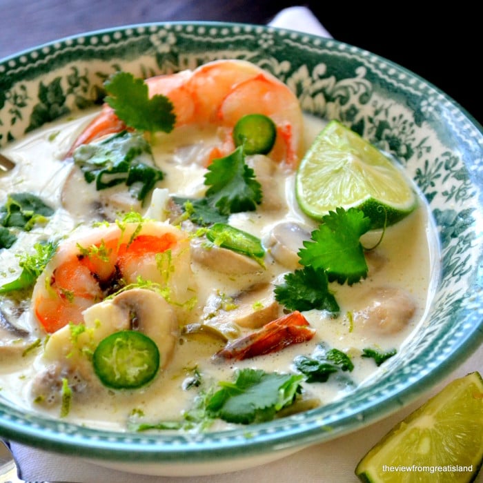 thai coconut lime soup