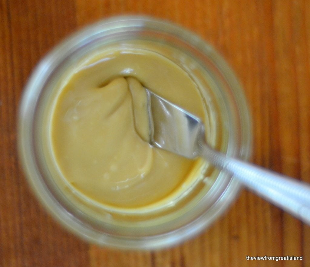 Whipped Maple Butter - perfect for fall and only needs 3 ingredients!