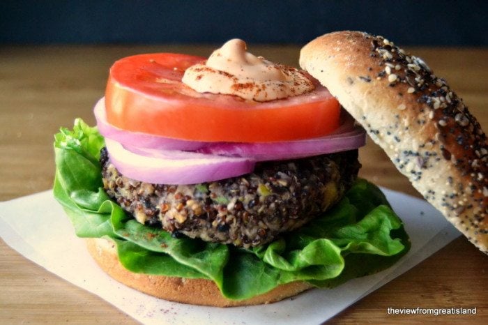 Featured image of post Steps to Make Quinoa Crunch Veggie Burger