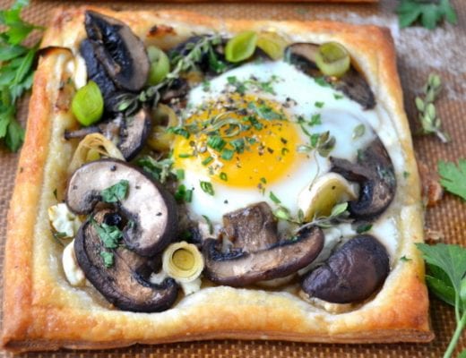 MUSHROOM AND EGG BREAKFAST PASTRIES 