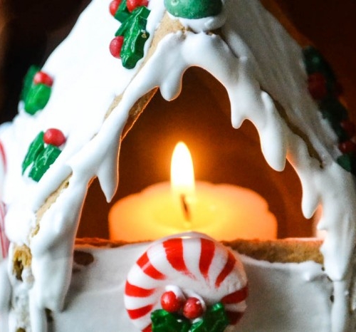 Graham Cracker Gingerbread House Votive