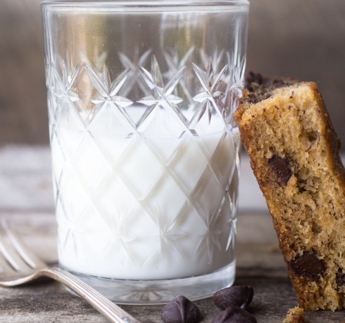Banana Chocolate Chip Blondies