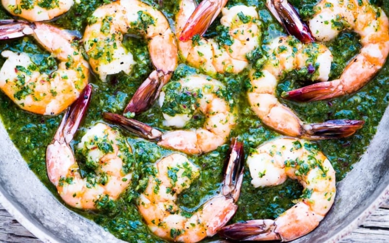 chimichurri shrimp in a skillet.