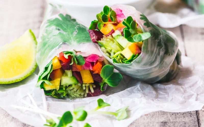 fresh summer roll with sprouts