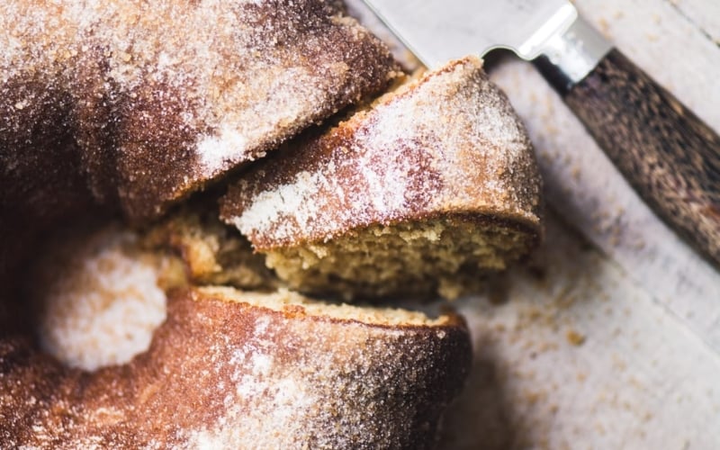 apple cider doughnut cake