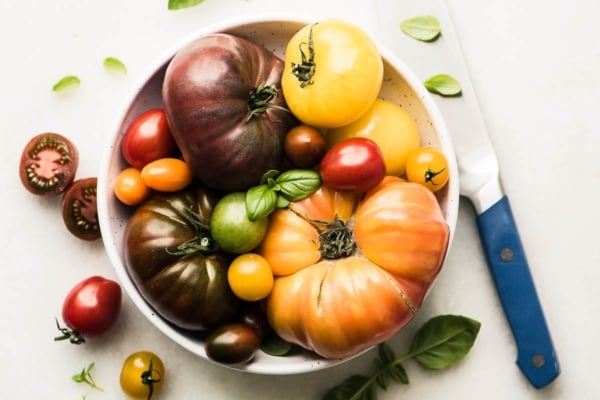 heirloom tomatoes in a bowl