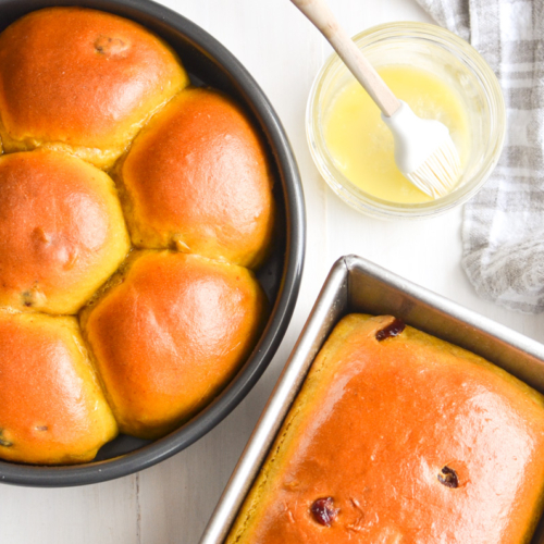 Cranberry pumpkin dinner rolls.