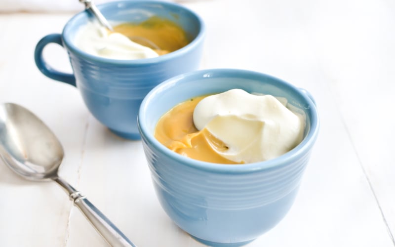 butterscotch pudding in tea cups