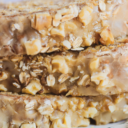 maple oat nut banana bread slices.