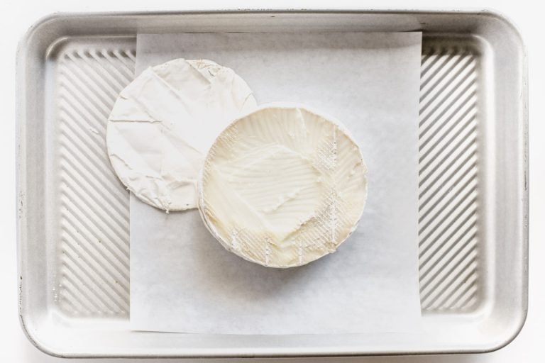 How to Bake Brie • easy perfect results!