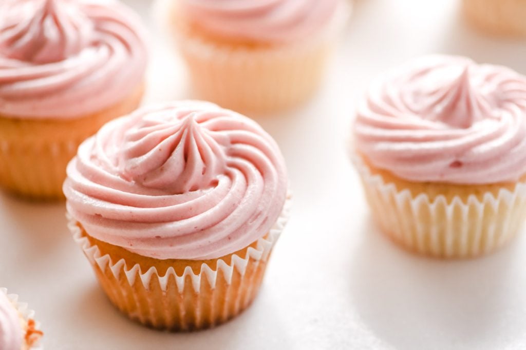 strawberry cucakes.