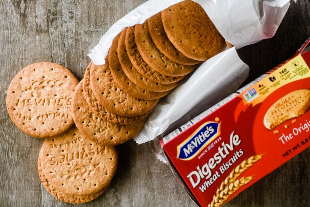 Queen Elizabeth's Chocolate Biscuit Cake • the royal recipe!