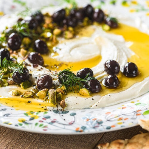 Easy Smoked Whitefish Dip • with Ritz crackers!