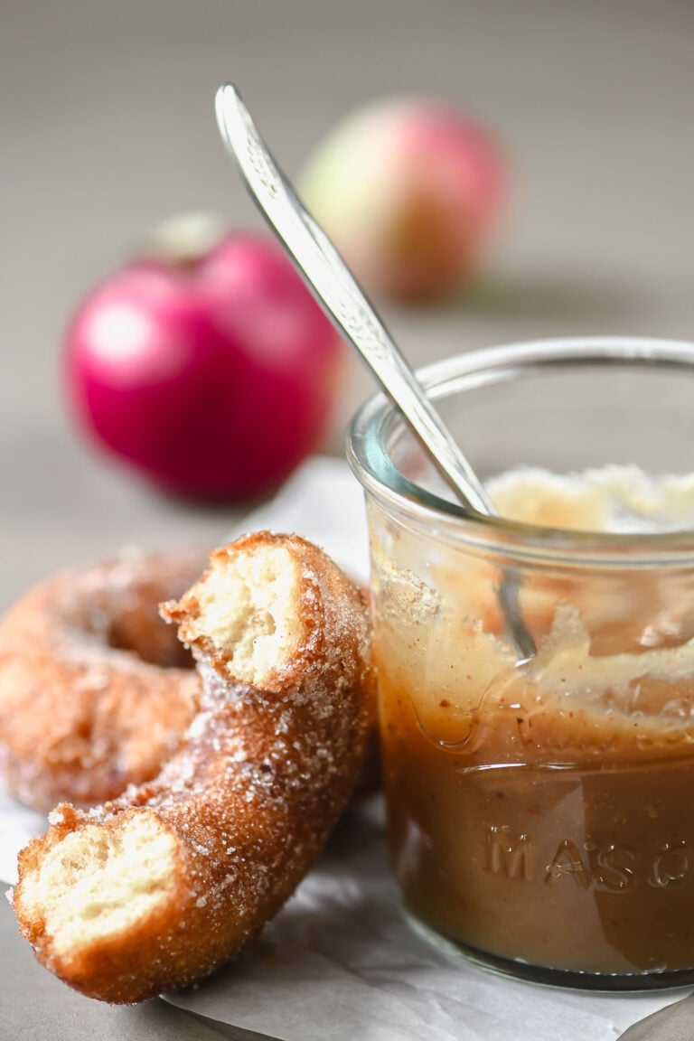 Easy Apple Butter Recipe • QUICK classic recipe!