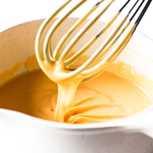 Easy Beer Cheese Dip • 4 Ingredients!