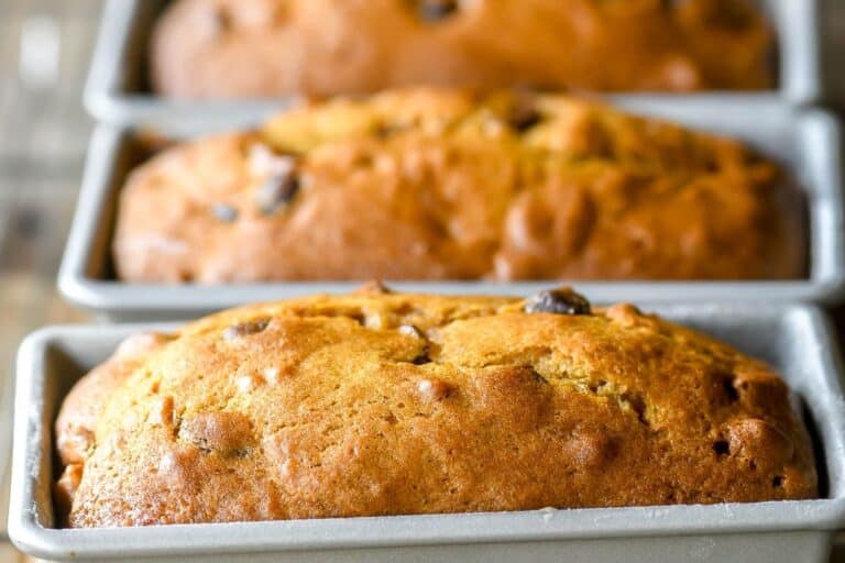 mini pumpkin spice loaves.