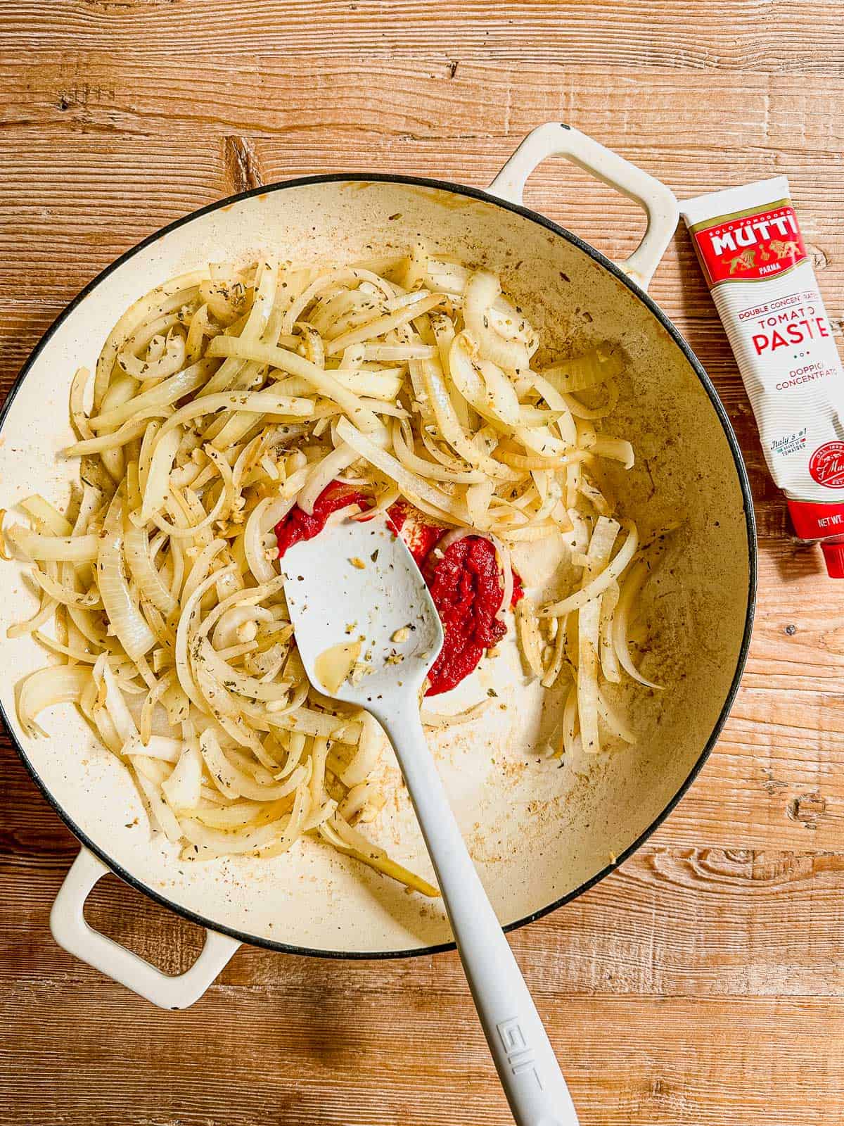 caramelizing tomato paste