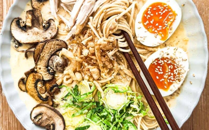 creamy ramen with turkey and fixings