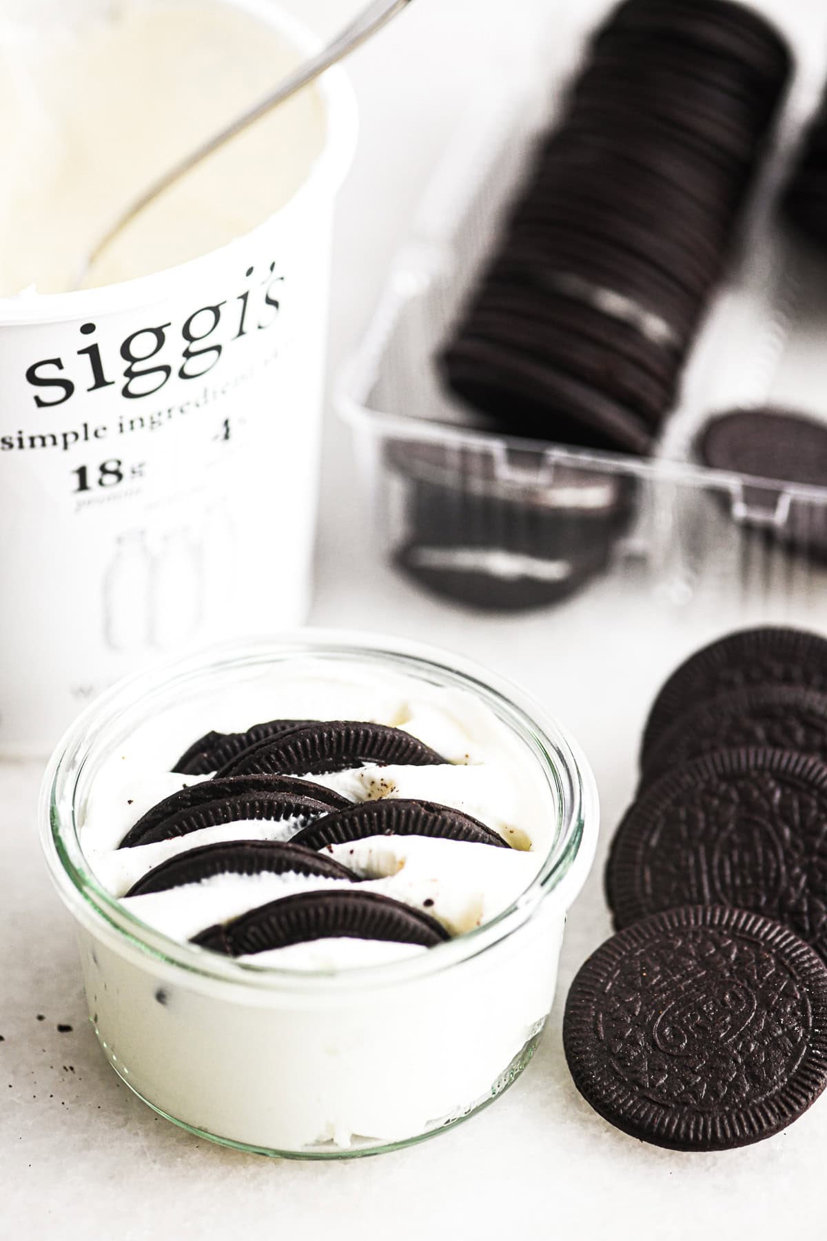 2-ingredient Japanese Cheesecake made with Oreo Thins.