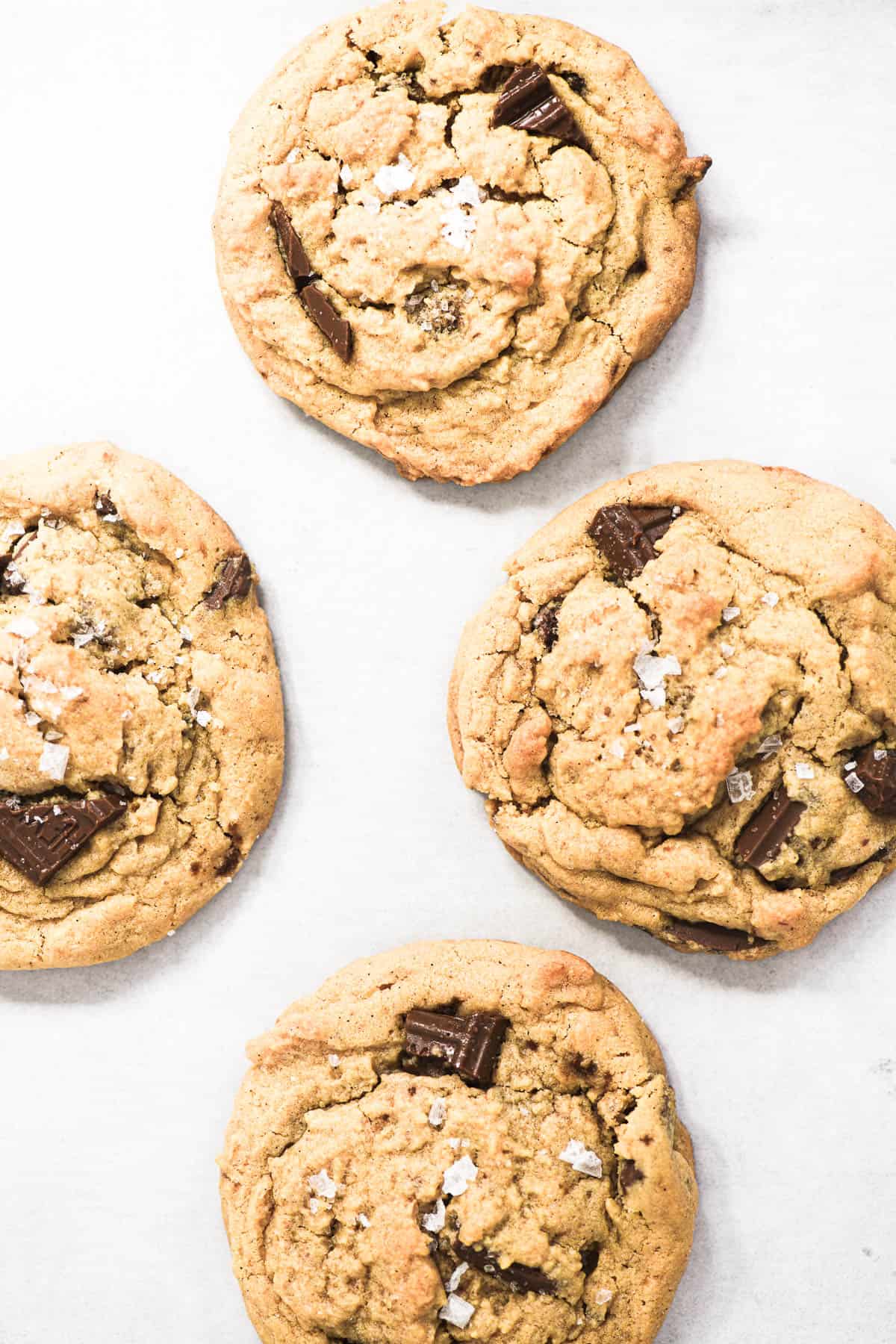 baked cookies on tray,