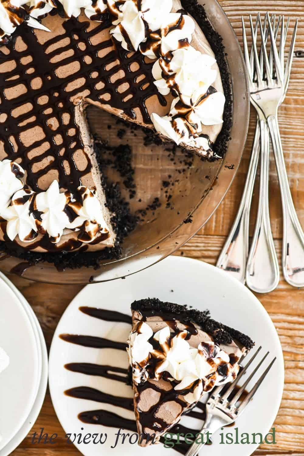 Frozen Mudslide Pie pin